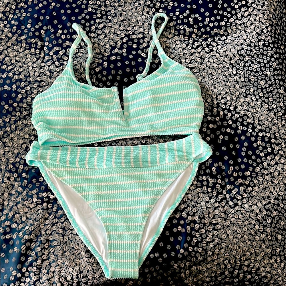 Cupshe Bikini